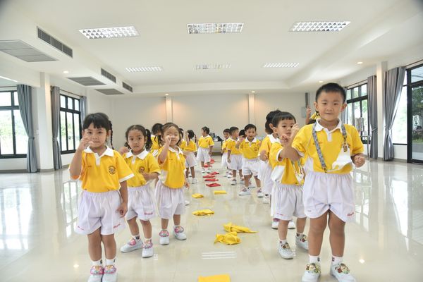 โรงเรียนปรีชานุศาสน์